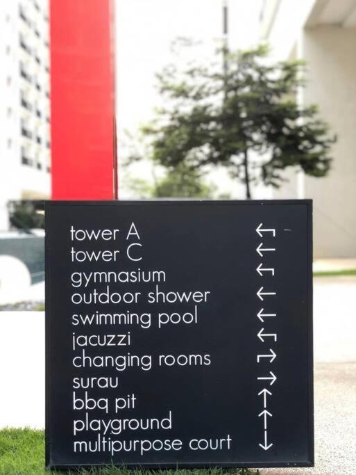 Apartment Greeneryhome 1-6pax Trefoil Setia Alam *