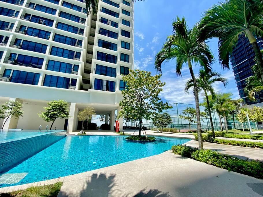 Greeneryhome 1-6pax Trefoil Setia Alam * Shah Alam