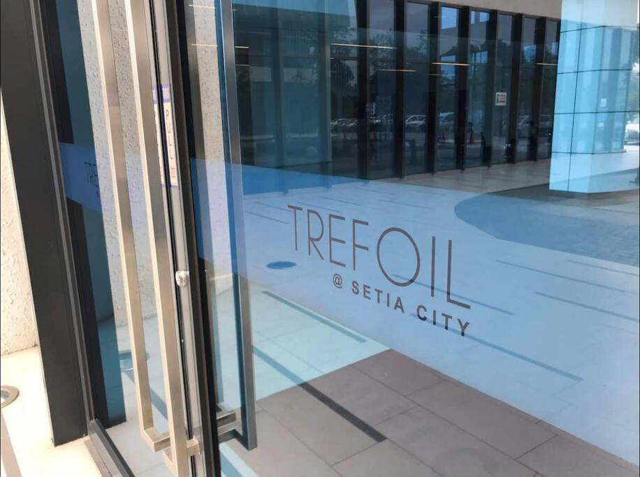 Apartment Greeneryhome 1-6pax Trefoil Setia Alam