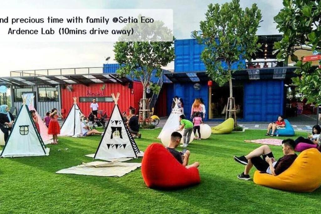 Apartment Greeneryhome 1-6pax Trefoil Setia Alam *
